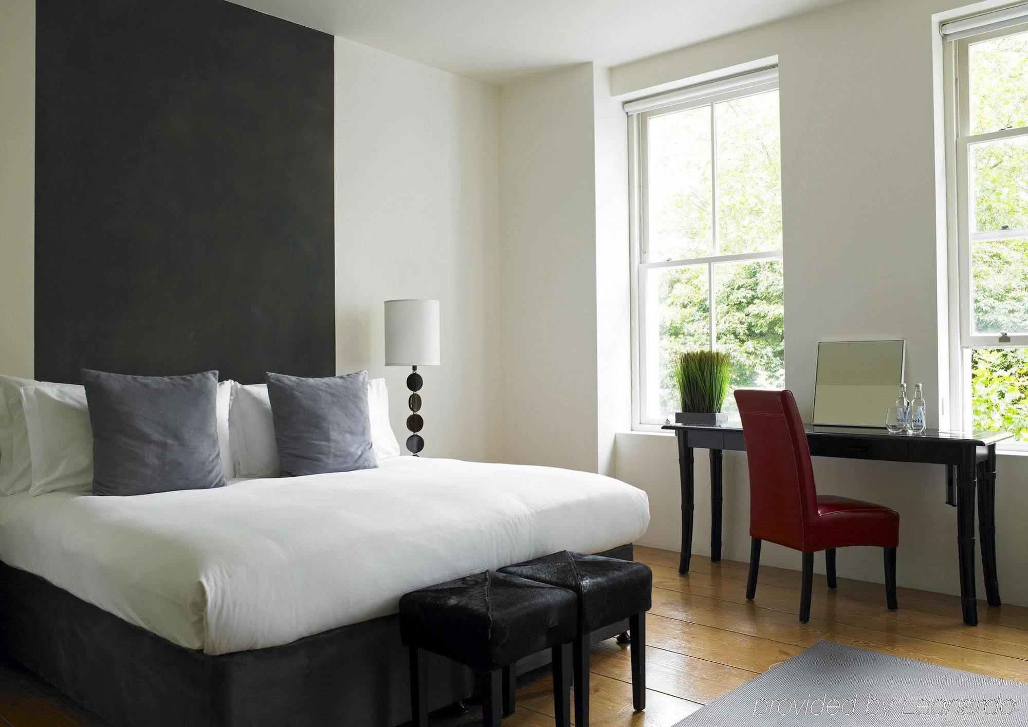 The Hempel Hotel London Room photo